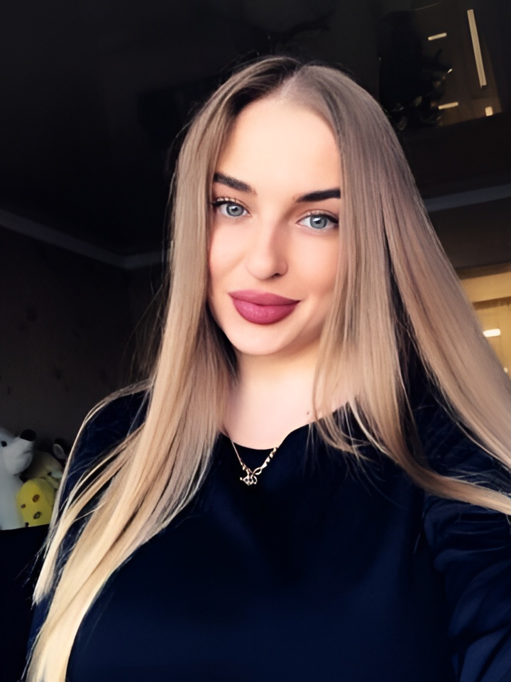 Алина привлекальеная девушка из Джубга цена от 4000 руб