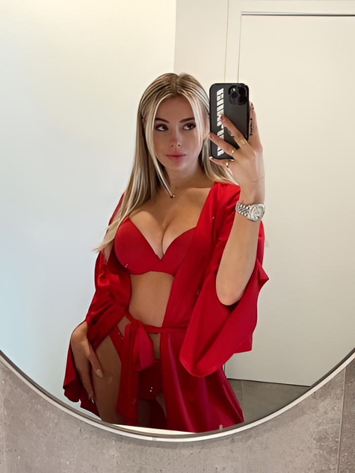 Белослава привлекальеная девушка из Джубга цена от 5000 руб