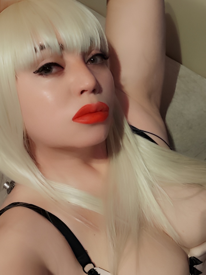 Фрида привлекальеная девушка из Джубга цена от 3000 руб