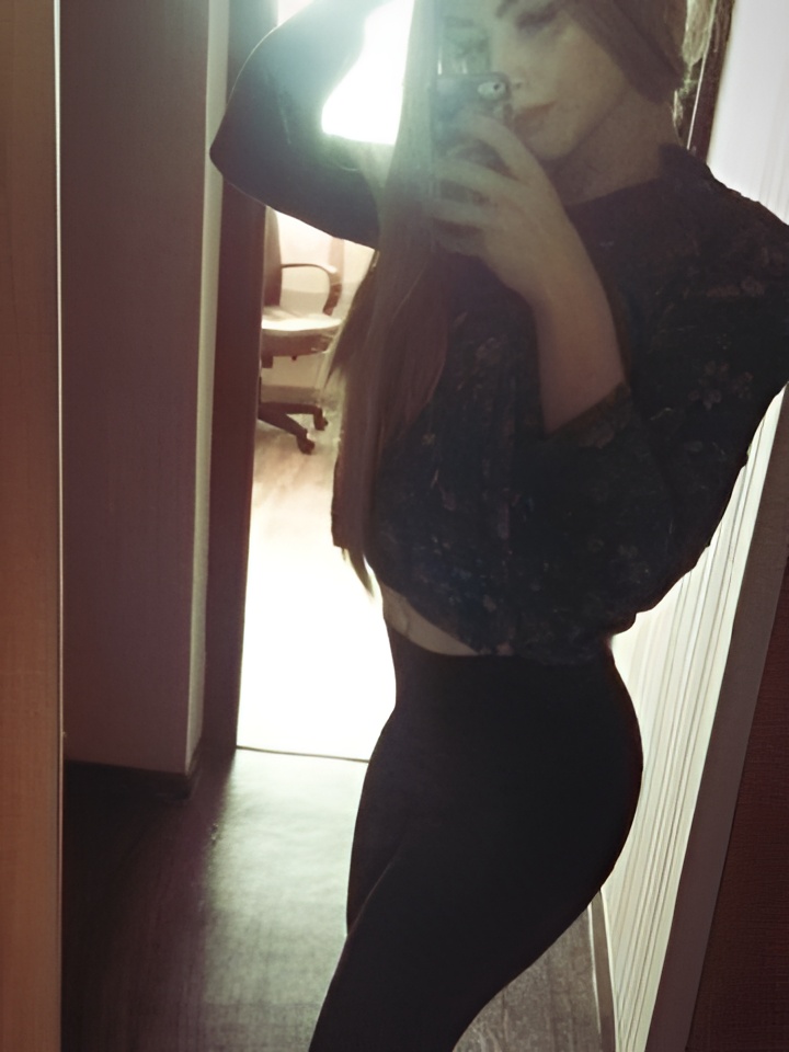 Роксана привлекальеная девушка из Джубга цена от 10000 руб