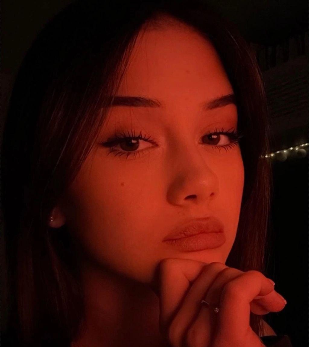 Анна привлекальеная девушка из Джубга цена от 6000 руб