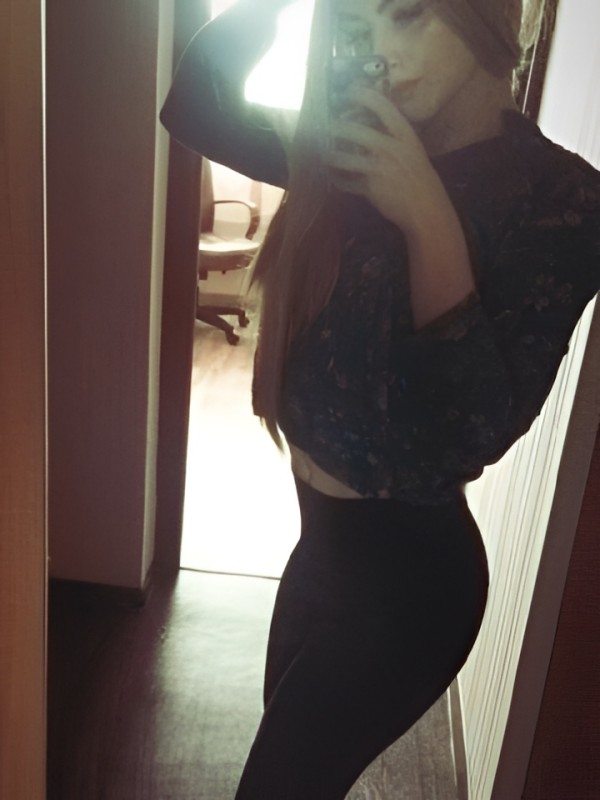 Роксана привлекательная девушка из Джубга цена от 10000 руб