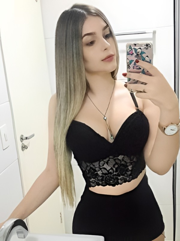 Снежанна привлекательная девушка из Джубга цена от 1500 руб