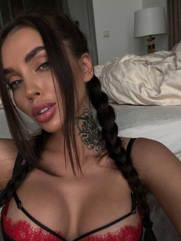 Розалия привлекательная девушка из Джубга цена от 4000 руб